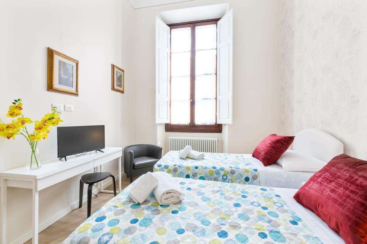 I Renai - Ponte Delle Grazie Modern Apartment Florence Extérieur photo