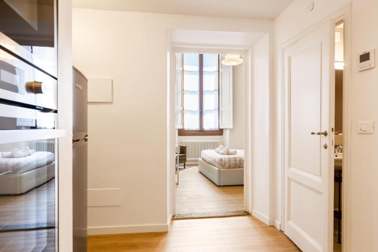 I Renai - Ponte Delle Grazie Modern Apartment Florence Extérieur photo